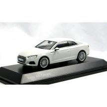 Audi A5 coupe, valkoinen