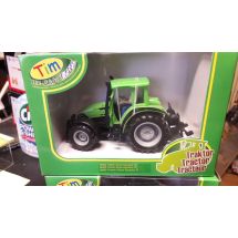 Deutz -Fahr Agroplus 70 Ukkokin ajamassa