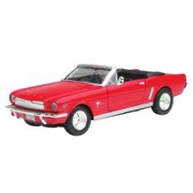 Ford Mustang Capriolet 1964 1/2 punainen