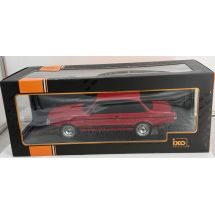 Volvo 240 Turbo 1983 "custom" punainen