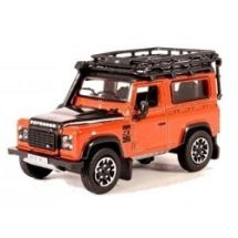 Land Rover Defender 90, oranssi