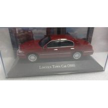 Lincoln Town Car, 2000, punainen