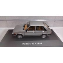 Mazda 323, vm. 1982, harmaa
