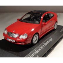 Mercedes-Benz Sportcoupe, 2001 punainen