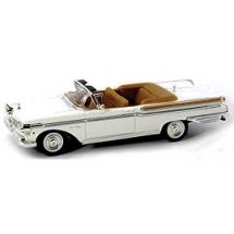Mercury Turnpike Cruiser 1957 valkoinen