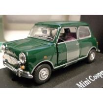 Mini Cooper vihreä