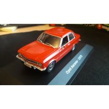 Opel Ascona A 2 ov. 1975 punainen