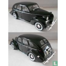 Volvo PV60 musta