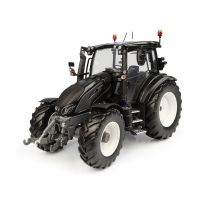Valtra G135 musta