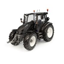 Valtra G135 musta, yksi työvalo irti, huomioitu hinnassa