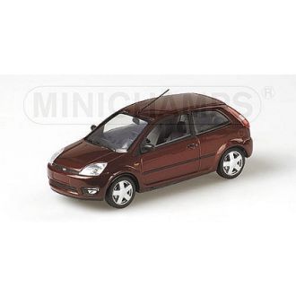 Ford Fiesta vm.2002, punainen