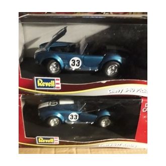 COBRA 427 #33, sininen, laatikossa lukee chevy.