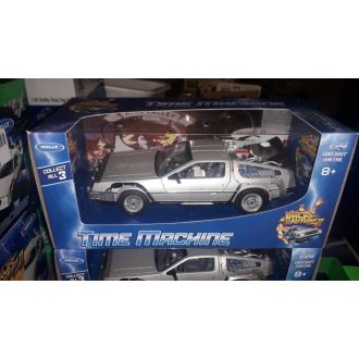 De Lorean v. 1983. "back to the future II" 2