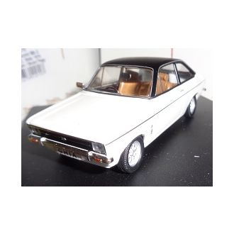 Ford Escort MKII 1300 valkoinen, ohjaus oikealla