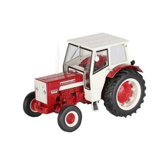 International IH 624 hytillä