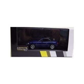 Mazda Roadster katolla, vm. 2001, sininen. POISTO