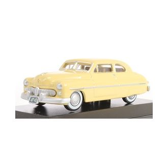 Mercury 1949 keltainen