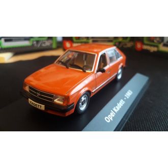 Opel Kadett D, vm.1983 punainen