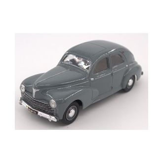 Peugeot 203 harmaa