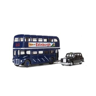 Scotland bussi ja taxi