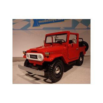 Toyota FJ 40 Capriolet vm. 1974, punainen