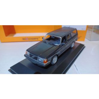 Volvo 240 GL Break, vm. 1986, musta