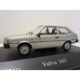 Volvo 343, vaalean vihreä