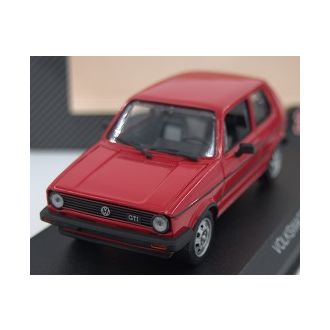VW Golf MkI 1974 punainen