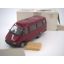 "Ford" Transit punainen